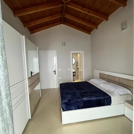 Penthouse In Sarandë