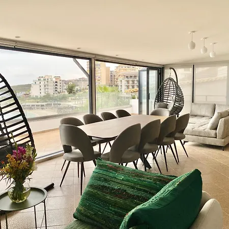 Penthouse In Appartement